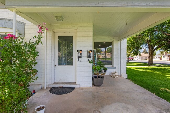 Building Photo - The One Spanish Fork Rental You Don't Want to Miss"