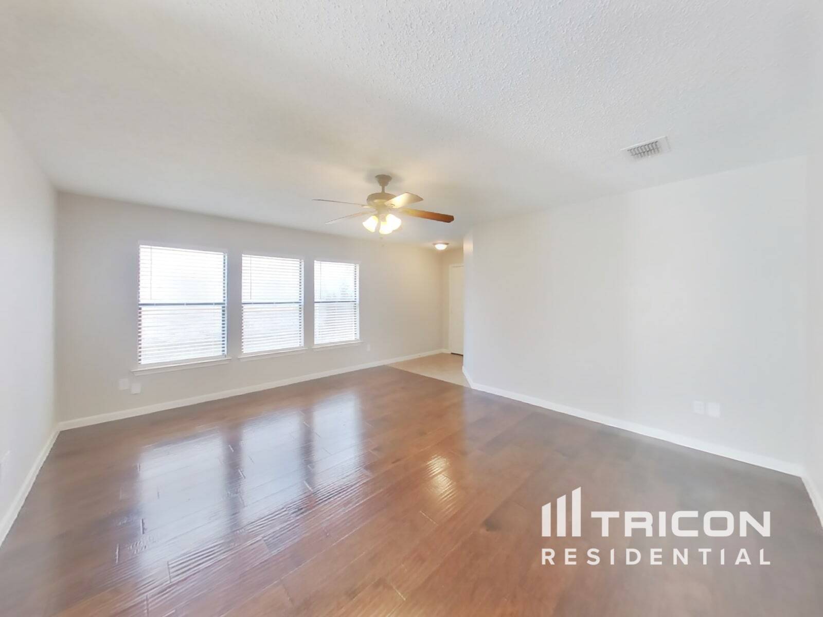 Building Photo - 716 King St