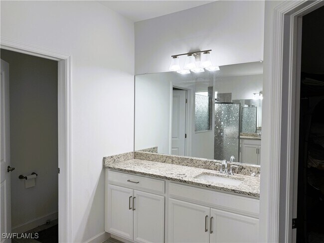 Building Photo - 11460 Canopy Loop