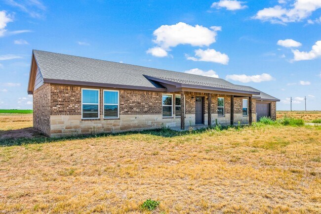 Building Photo - 8536 E County Rd 5500