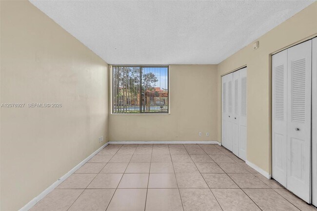 Building Photo - 10765 Cleary Blvd