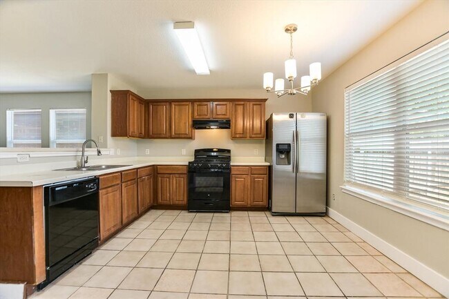 Building Photo - 3303 Barksdale Dr