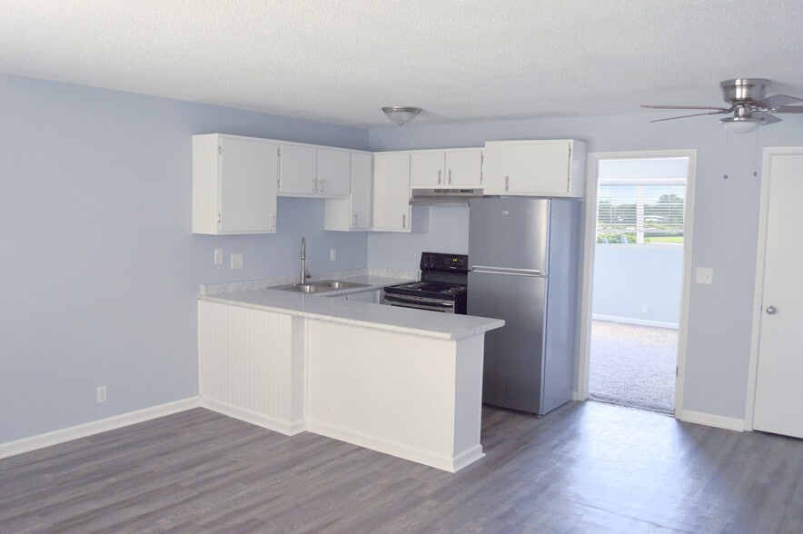 Primary Photo - Valoré at Hidden Hills