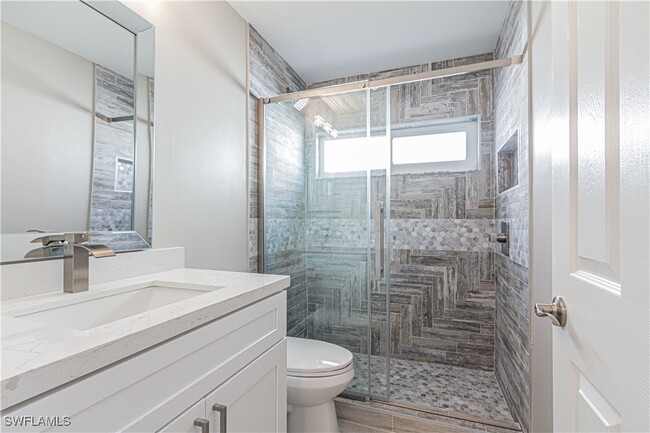 Building Photo - 16404 Kelly Woods Dr