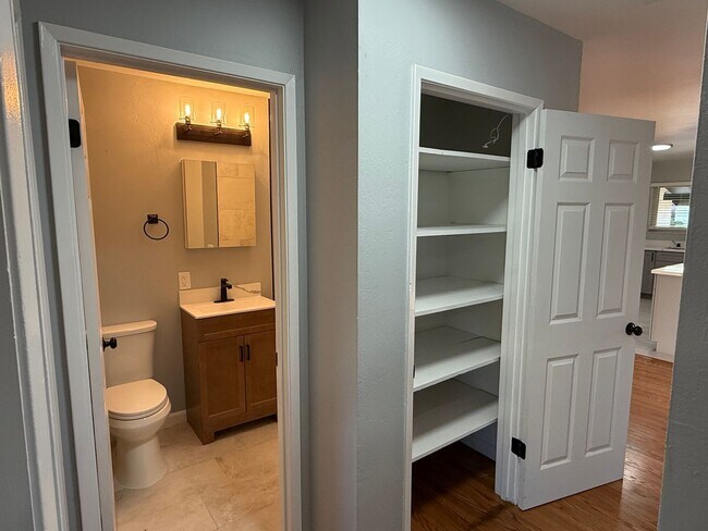 Building Photo - Renovated 3-Bedroom Single Family Home in Pinole Available Now!!!