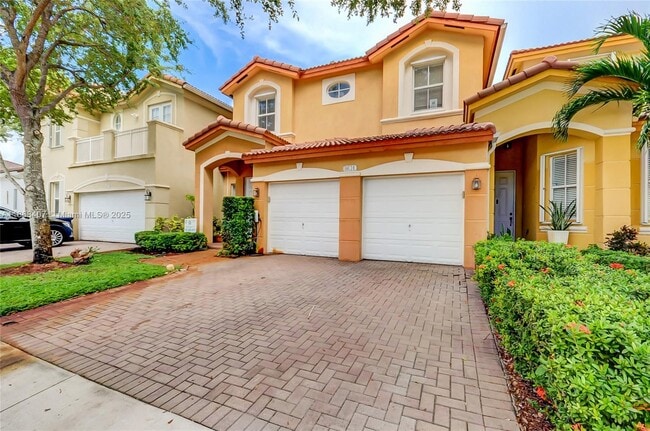 Building Photo - 8631 NW 110th Ave