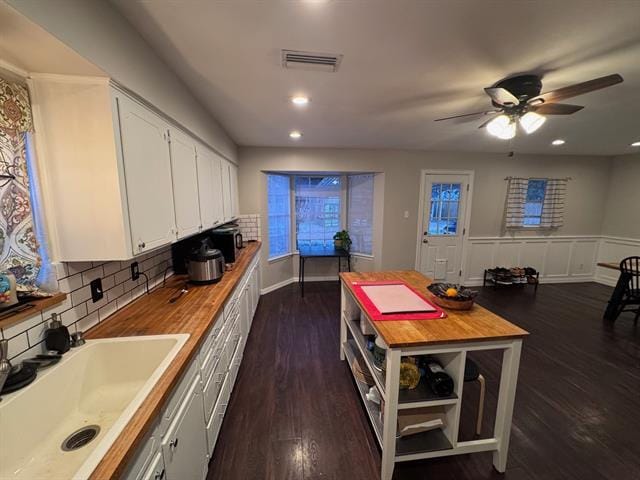 Building Photo - 2732 Foxcroft Cir