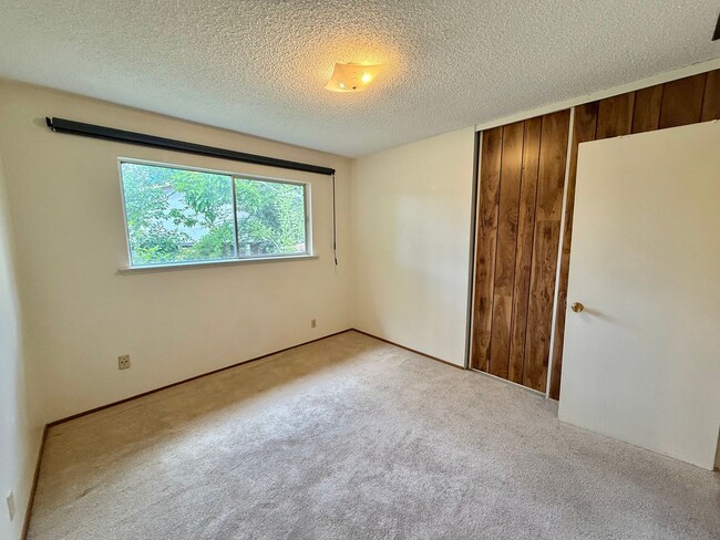 Building Photo - Los Gatos - Inviting Los Gatos Home with Classic Charm & Entertainer’s Backyard