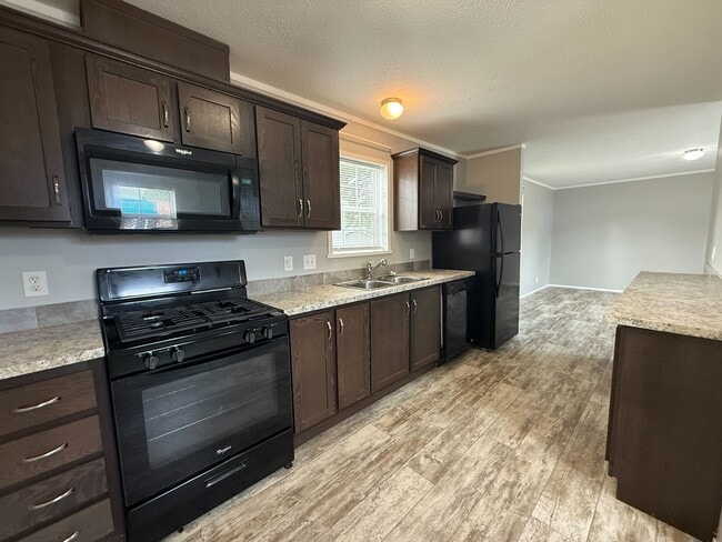 Building Photo - 11827 Cascade Cir