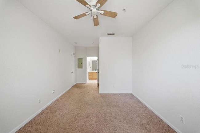 Building Photo - 3190 Dante Dr