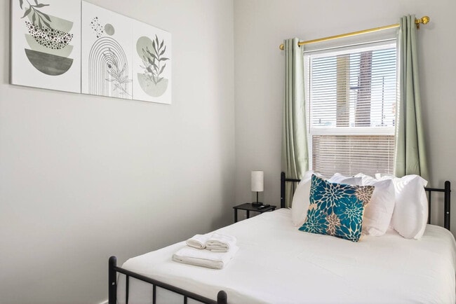 Building Photo - 518 Prospect St