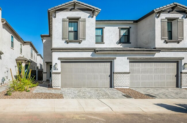 Primary Photo - 4826 E Helena Dr