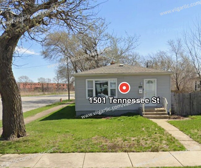 Building Photo - Discover comfort, convenience, and quality living in this beautifully updated 3-bedroom single-fa...