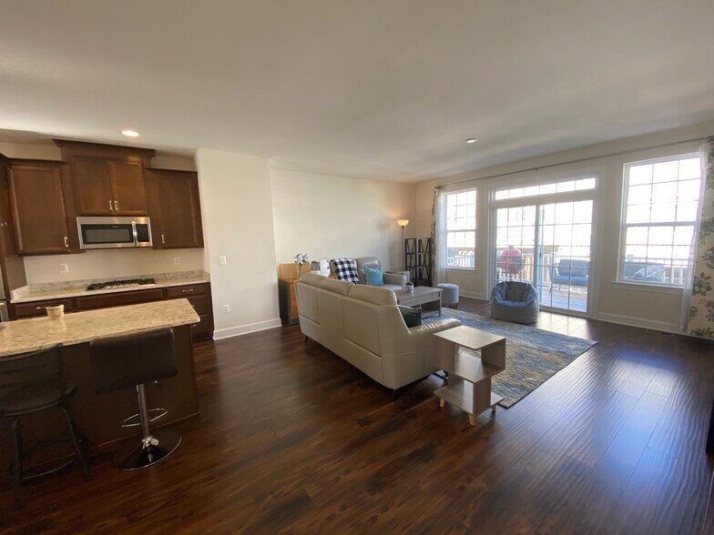 Main Level - 6002 Camerons Ferry Dr