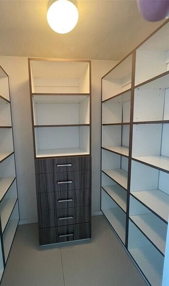 Building Photo - 5168 NW 84th Ave