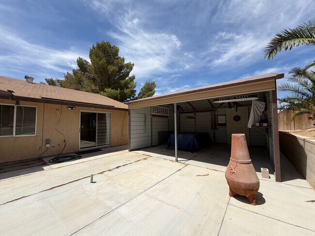 Building Photo - 3 Bedroom 2 Bathroom House with 2 Car Garage Located in Lenwood