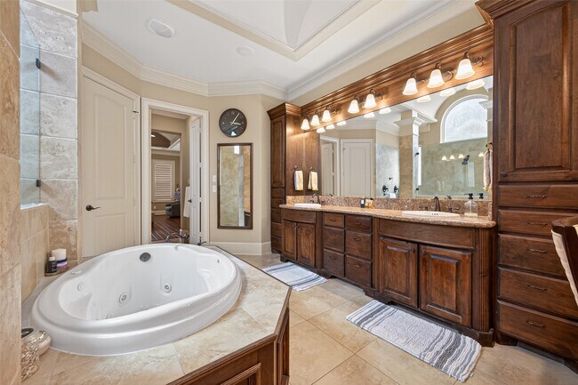 Building Photo - 7414 Dayhill Dr