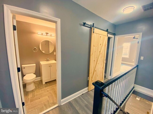 Building Photo - 1604 Cliftview Ave