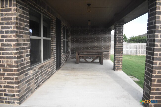 Building Photo - 2602 Paisley Dr