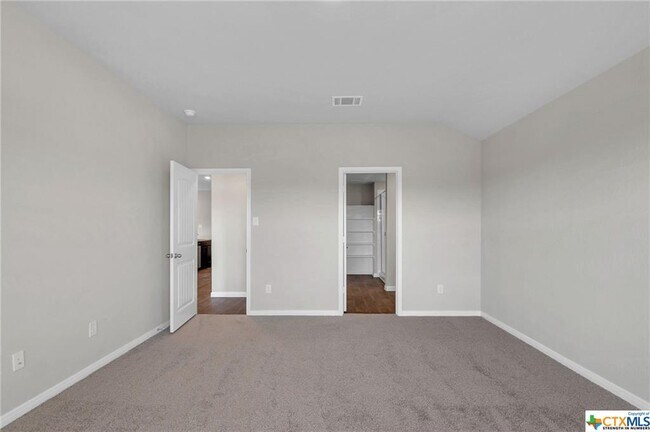 Building Photo - 585 Apache Plum Dr