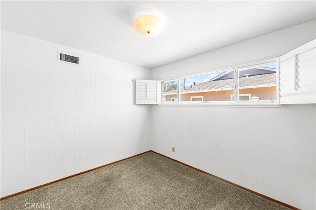 Building Photo - 454 N Shattuck Pl
