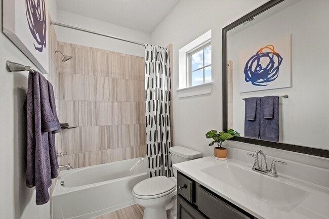 Building Photo - 7630 Redbud Orch Rd