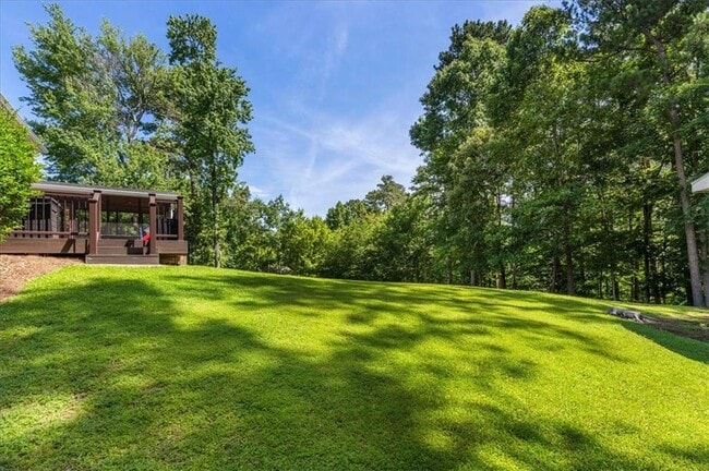 Building Photo - 4021 Primrose Ln NW