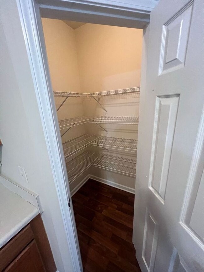 Building Photo - !!!WARNING: AVOID SCAMS CONFIRM RENTAL AT ...