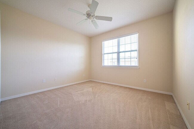 Building Photo - 10106 Willow Grove Ct