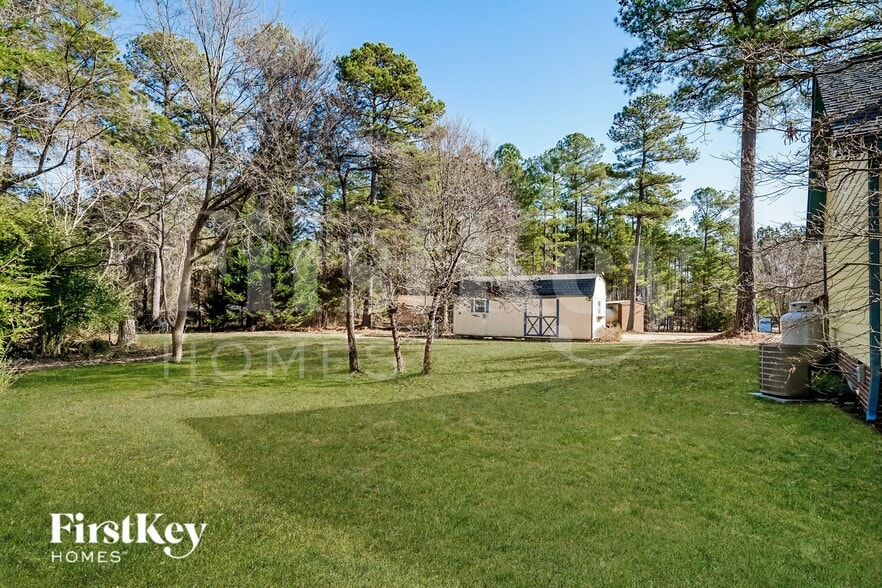 Building Photo - 4921 Tuckahoe Trce