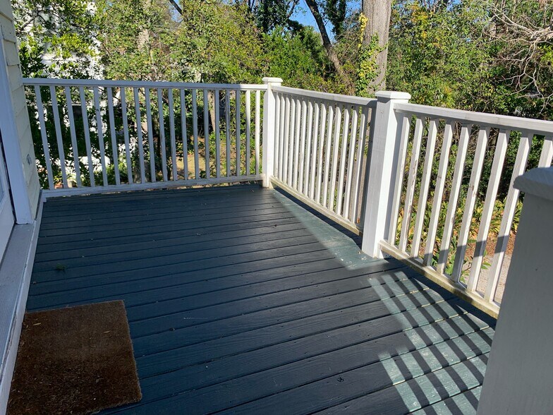 Building Photo - 315 S 5th Ave