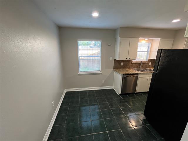 Building Photo - 1114 High Meadow Dr