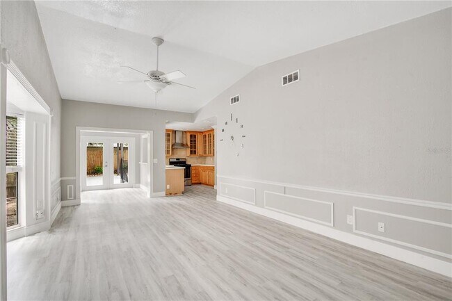 Building Photo - 6151 Sandcrest Cir