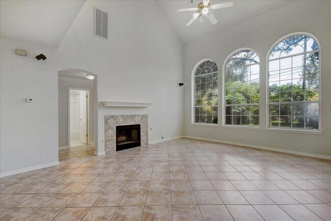 Building Photo - 2437 Cloud Peak Ln