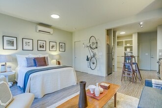 Building Photo - The Hub PDX Apartments