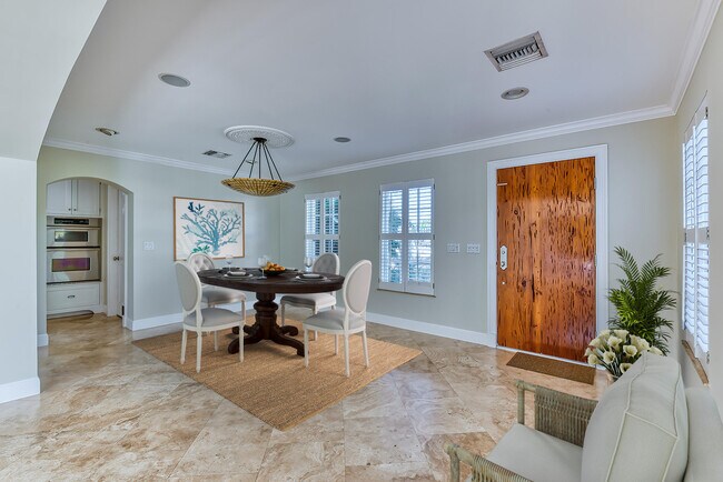 Building Photo - 2288 N Wallen Dr