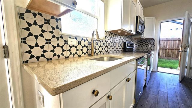 Building Photo - 1405 E Sherman Dr