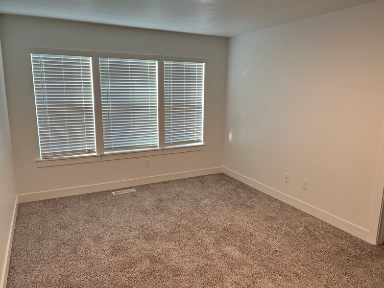 Building Photo - 1187 W 1820 S