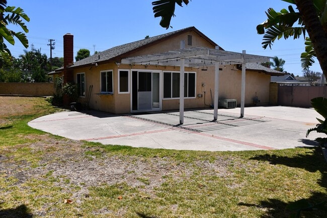 Building Photo - 2169 N Mori Ln