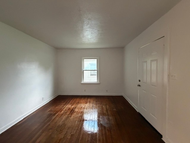 Building Photo - 1306 N Kaley St