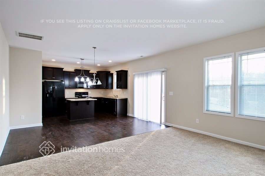 Building Photo - 117 Verrazano Pl