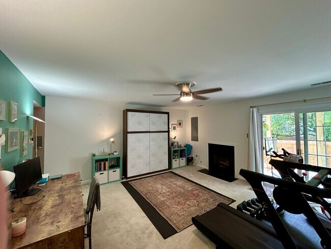 Building Photo - 3BR End Unit w/ Garage, Deck, Patio & 2 Fireplaces, Private fenced Backyard