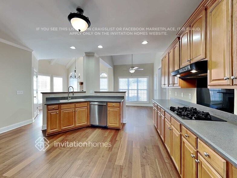 Building Photo - 1203 Vinings Pl Cove SE