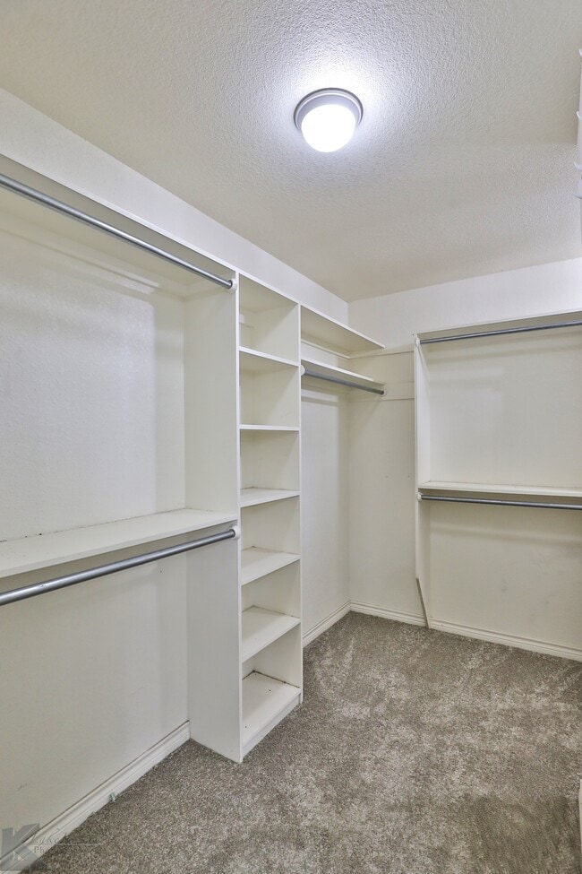 Building Photo - 7125 Sable Cir