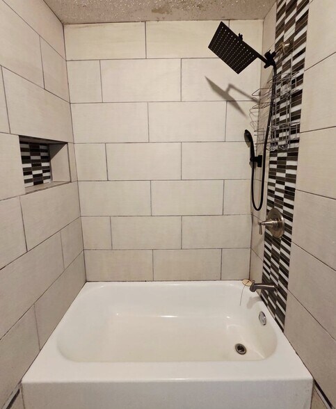 Building Photo - 1503 College Ave