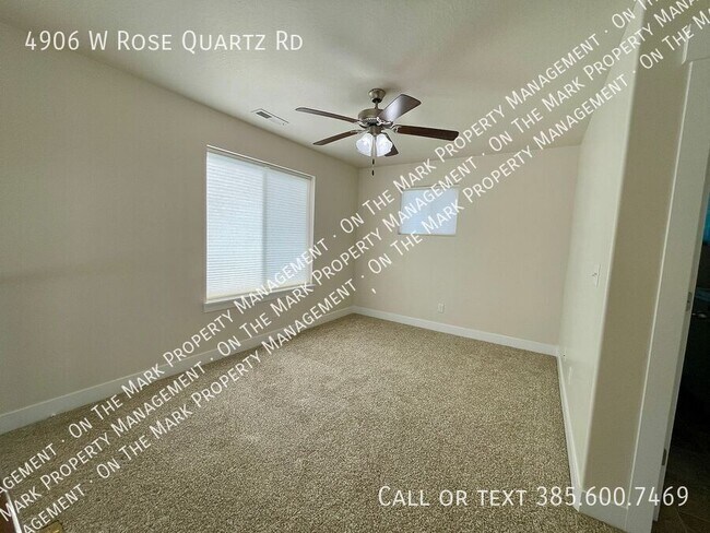 Building Photo - 4906 W Rose Quartz