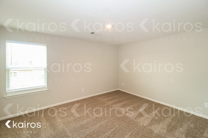 Building Photo - 125 Declaration Ln