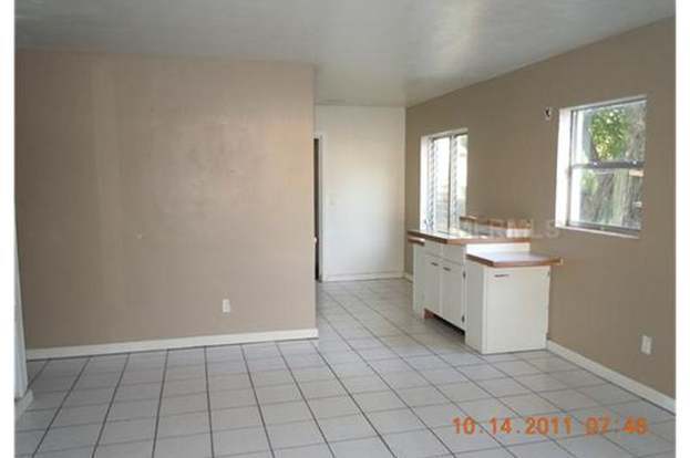 Building Photo - 1039 Woodland Ave