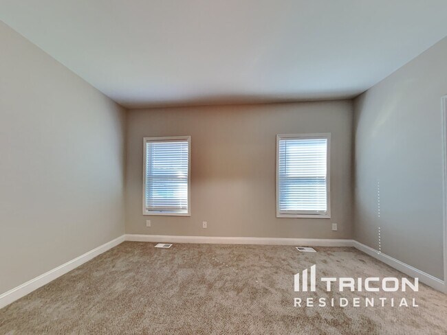 Building Photo - 124 Kings Crossing Ct