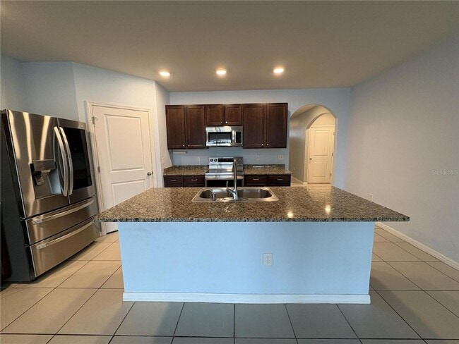 Building Photo - 8216 Bilston Village Ln